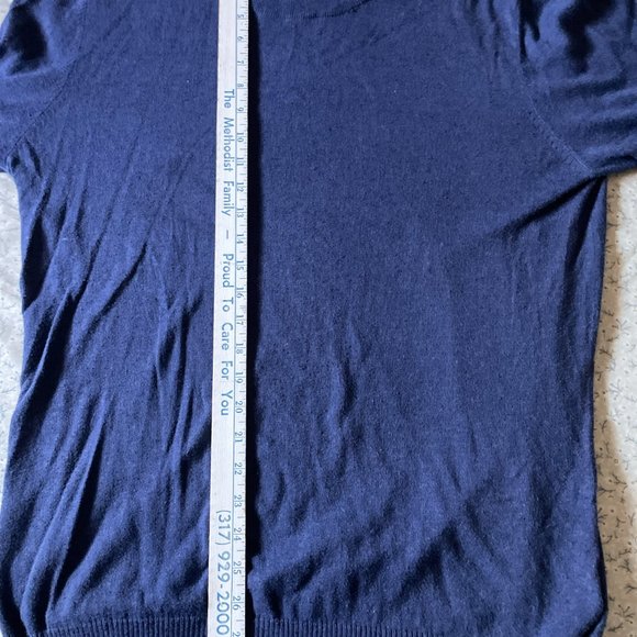 Old Navy Men's Navy Blue Lightweight Crew Neck Sweater Size Large - Picture 5 of 5